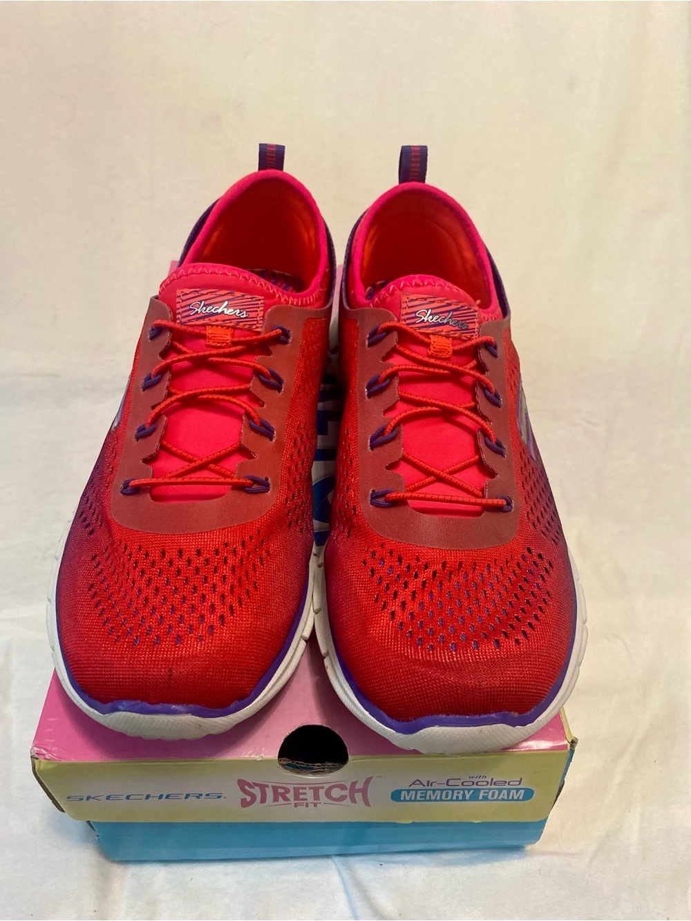 Skechers Glider Fearless Purple Pink Stretch-Fit Athletic Sneaker 9 - Picture 2 of 7